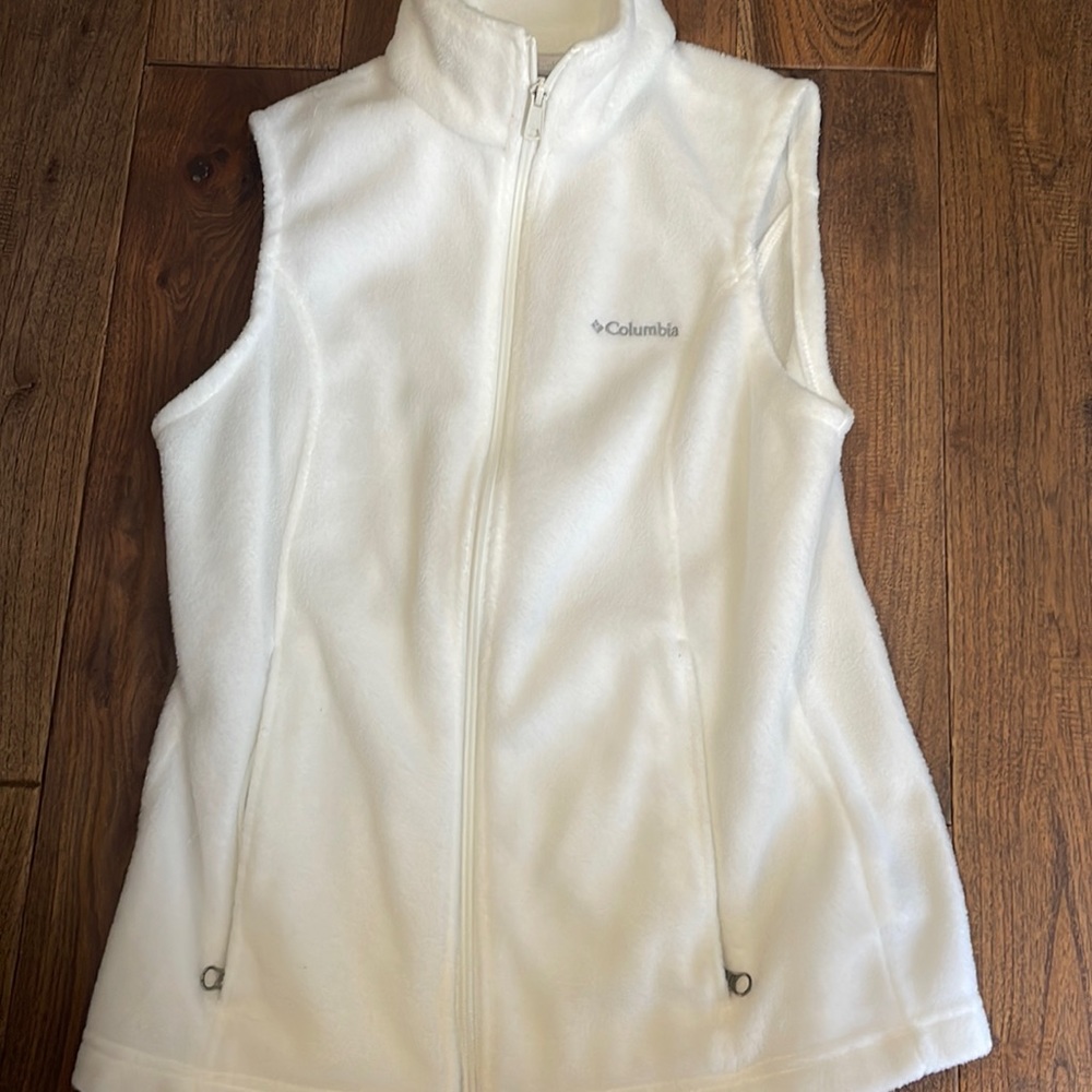 Columbia fleece vest- white